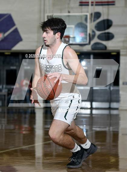 Thumbnail 3 in Gridley vs. Red Bluff (Dennis Burnum Tournament) photogallery.
