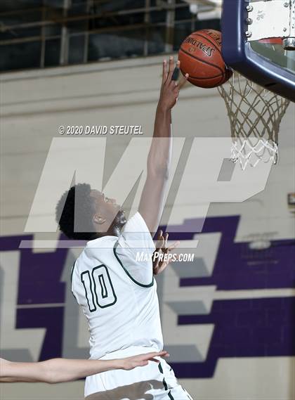 Thumbnail 1 in Gridley vs. Red Bluff (Dennis Burnum Tournament) photogallery.