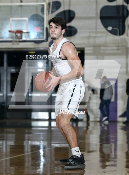 Thumbnail 1 in Gridley vs. Red Bluff (Dennis Burnum Tournament) photogallery.