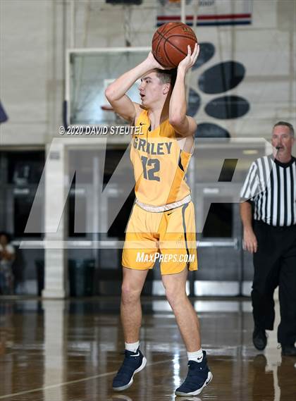 Thumbnail 3 in Gridley vs. Red Bluff (Dennis Burnum Tournament) photogallery.