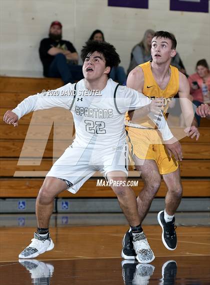 Thumbnail 1 in Gridley vs. Red Bluff (Dennis Burnum Tournament) photogallery.