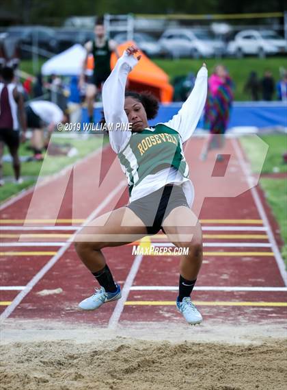 Thumbnail 3 in Kingston Tiger Relays (Afternoon Girls Events) photogallery.