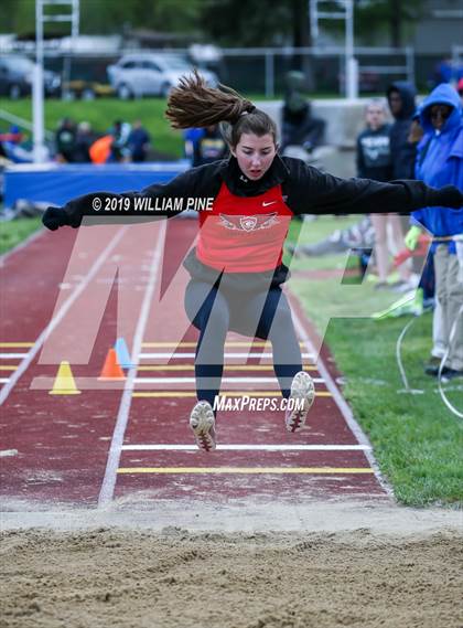 Thumbnail 2 in Kingston Tiger Relays (Afternoon Girls Events) photogallery.