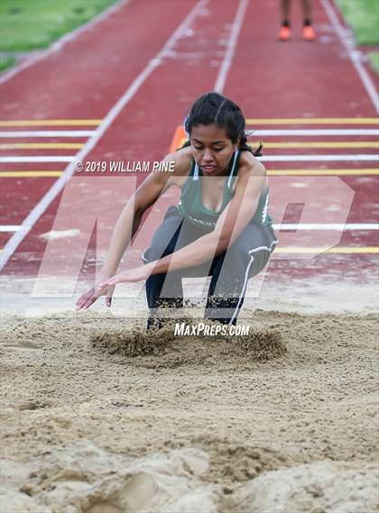 Thumbnail 1 in Kingston Tiger Relays (Afternoon Girls Events) photogallery.