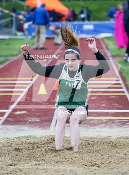 Thumbnail 2 in Kingston Tiger Relays (Afternoon Girls Events) photogallery.