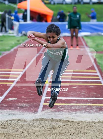 Thumbnail 2 in Kingston Tiger Relays (Afternoon Girls Events) photogallery.