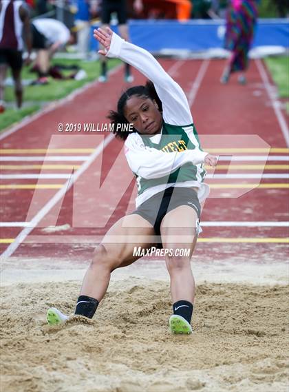 Thumbnail 1 in Kingston Tiger Relays (Afternoon Girls Events) photogallery.