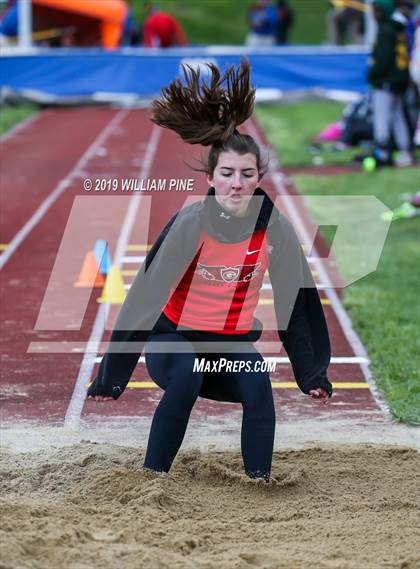 Thumbnail 3 in Kingston Tiger Relays (Afternoon Girls Events) photogallery.