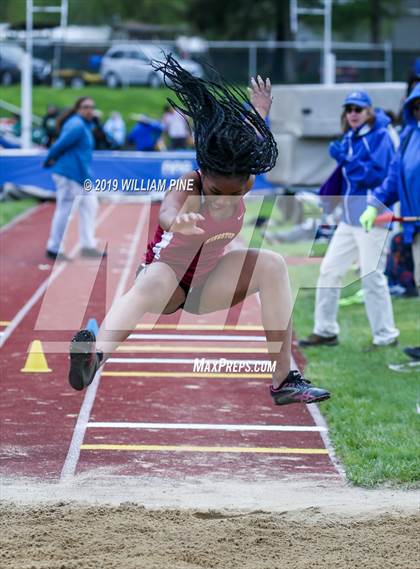 Thumbnail 2 in Kingston Tiger Relays (Afternoon Girls Events) photogallery.