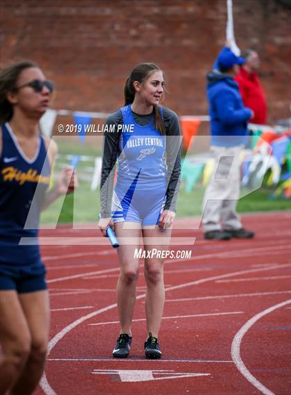 Thumbnail 3 in Kingston Tiger Relays (Afternoon Girls Events) photogallery.