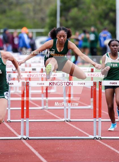 Thumbnail 3 in Kingston Tiger Relays (Afternoon Girls Events) photogallery.