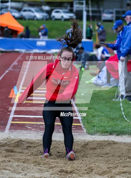 Thumbnail 3 in Kingston Tiger Relays (Afternoon Girls Events) photogallery.