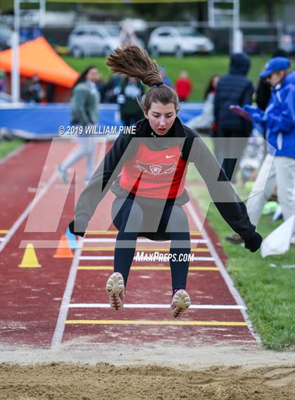 Thumbnail 3 in Kingston Tiger Relays (Afternoon Girls Events) photogallery.
