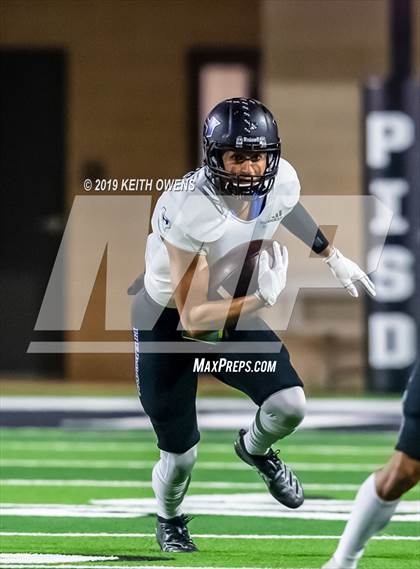 Thumbnail 1 in Hebron @ Guyer (UIL 6A Bi-District Playoff) photogallery.