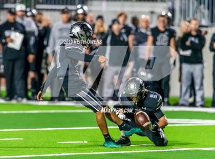Thumbnail 1 in Hebron @ Guyer (UIL 6A Bi-District Playoff) photogallery.