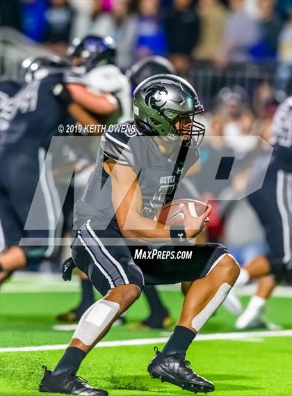 Thumbnail 1 in Hebron @ Guyer (UIL 6A Bi-District Playoff) photogallery.