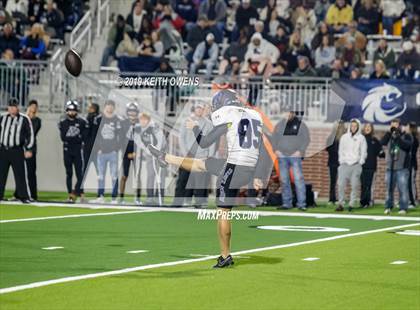 Thumbnail 3 in Hebron @ Guyer (UIL 6A Bi-District Playoff) photogallery.