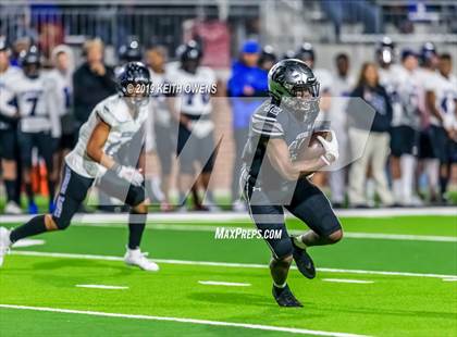 Thumbnail 1 in Hebron @ Guyer (UIL 6A Bi-District Playoff) photogallery.