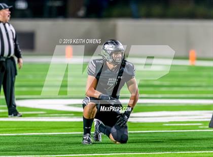 Thumbnail 2 in Hebron @ Guyer (UIL 6A Bi-District Playoff) photogallery.