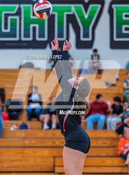 Thumbnail 2 in Langham Creek vs. Pasadena photogallery.