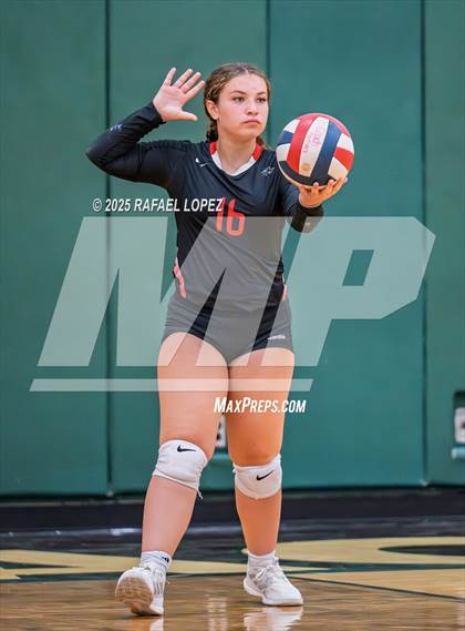 Thumbnail 1 in Langham Creek vs. Pasadena photogallery.