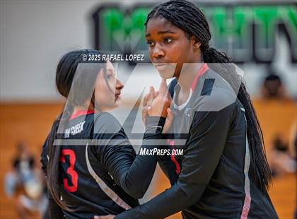 Thumbnail 1 in Langham Creek vs. Pasadena photogallery.