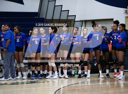 Thumbnail 2 in  Elizabeth vs University (CIF LACS D11 Final) photogallery.