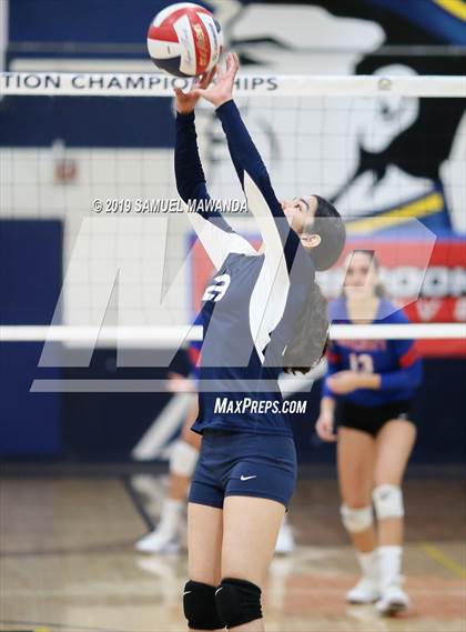 Thumbnail 3 in  Elizabeth vs University (CIF LACS D11 Final) photogallery.