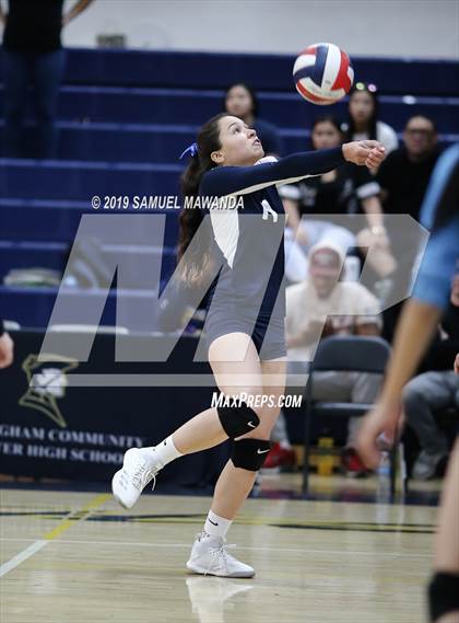 Thumbnail 2 in  Elizabeth vs University (CIF LACS D11 Final) photogallery.