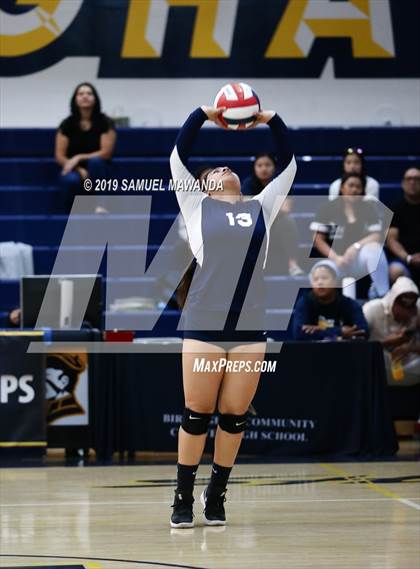 Thumbnail 3 in  Elizabeth vs University (CIF LACS D11 Final) photogallery.