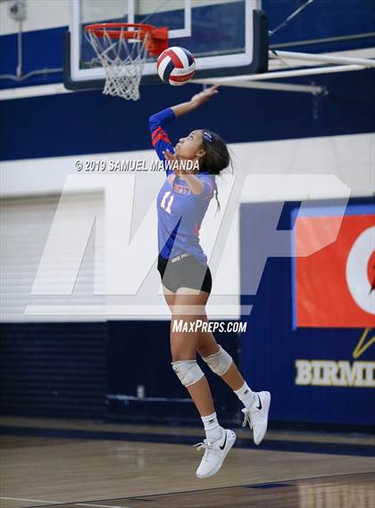Thumbnail 2 in  Elizabeth vs University (CIF LACS D11 Final) photogallery.