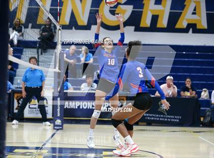 Thumbnail 1 in  Elizabeth vs University (CIF LACS D11 Final) photogallery.