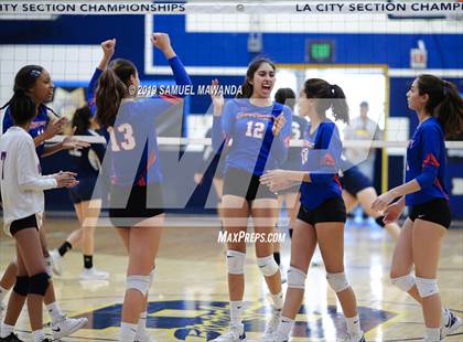 Thumbnail 3 in  Elizabeth vs University (CIF LACS D11 Final) photogallery.