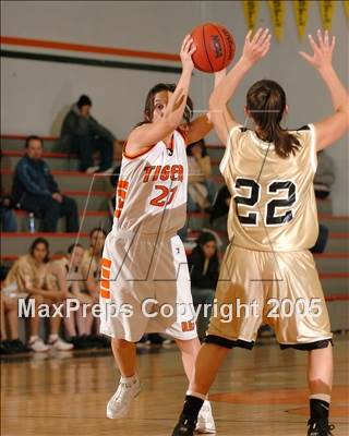 Thumbnail 1 in Pioneer vs. Roseville (Tiger Challenge) photogallery.