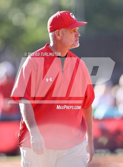 Thumbnail 3 in Lassiter vs. Glynn Academy photogallery.