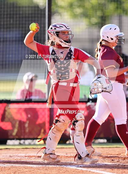 Thumbnail 1 in Lassiter vs. Glynn Academy photogallery.