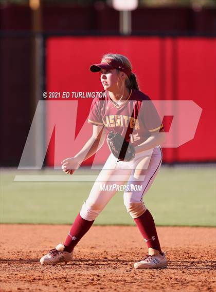 Thumbnail 1 in Lassiter vs. Glynn Academy photogallery.