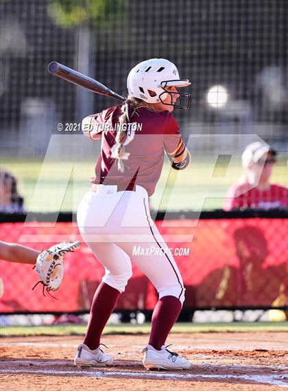 Thumbnail 3 in Lassiter vs. Glynn Academy photogallery.