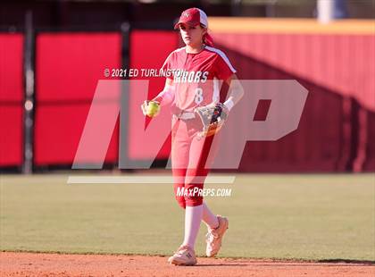Thumbnail 2 in Lassiter vs. Glynn Academy photogallery.