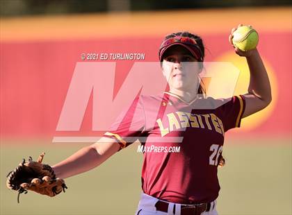 Thumbnail 1 in Lassiter vs. Glynn Academy photogallery.