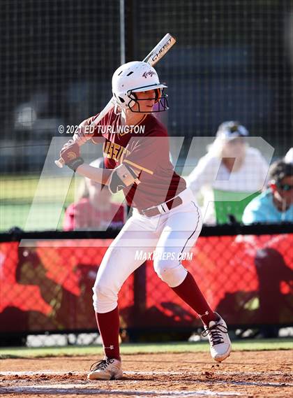 Thumbnail 3 in Lassiter vs. Glynn Academy photogallery.