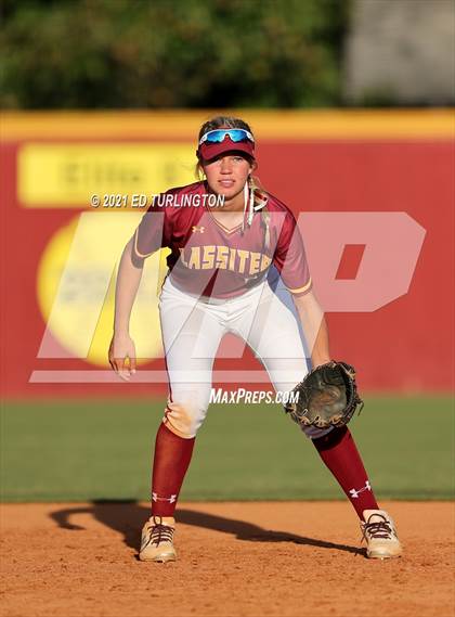 Thumbnail 1 in Lassiter vs. Glynn Academy photogallery.