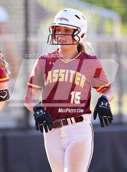 Thumbnail 1 in Lassiter vs. Glynn Academy photogallery.