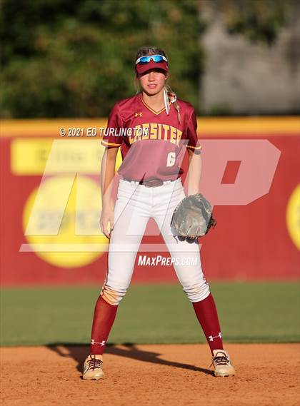 Thumbnail 2 in Lassiter vs. Glynn Academy photogallery.