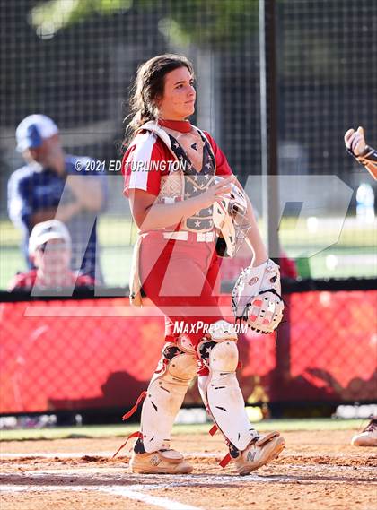 Thumbnail 2 in Lassiter vs. Glynn Academy photogallery.