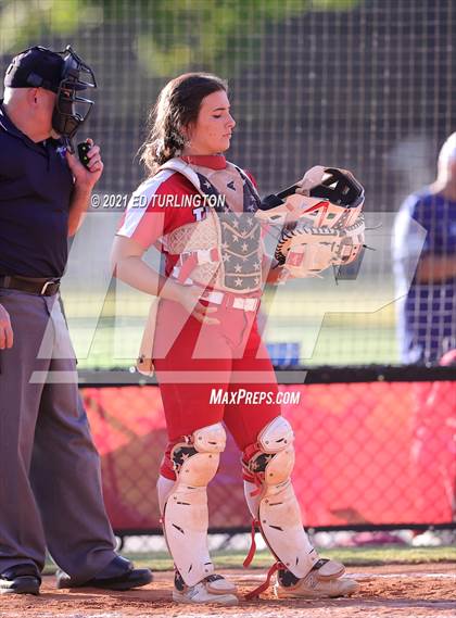 Thumbnail 3 in Lassiter vs. Glynn Academy photogallery.