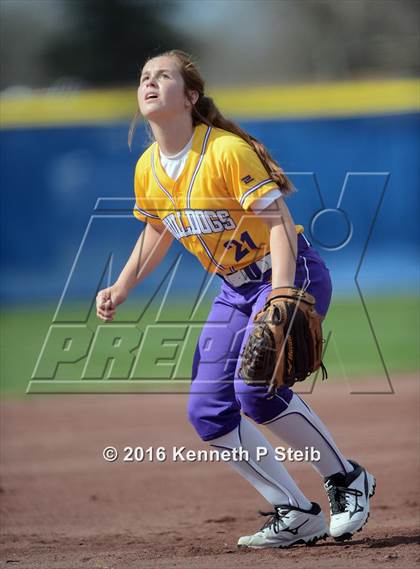 Thumbnail 1 in Lutcher vs East Ascension (SCC Jamboree) photogallery.