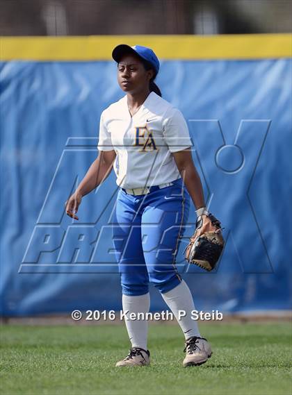 Thumbnail 3 in Lutcher vs East Ascension (SCC Jamboree) photogallery.