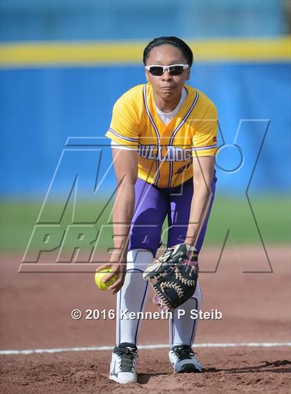 Thumbnail 3 in Lutcher vs East Ascension (SCC Jamboree) photogallery.