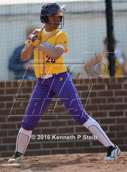 Thumbnail 3 in Lutcher vs East Ascension (SCC Jamboree) photogallery.